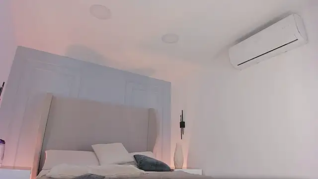 chloe_d webcam
