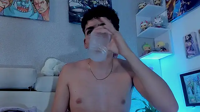 strong_rock69 webcam