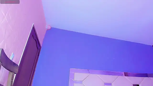 liyenpain01_ webcam