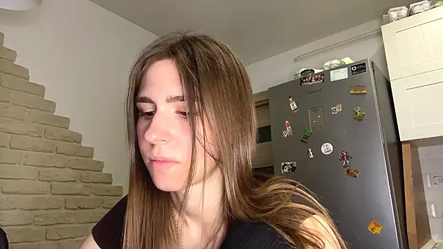 ZaraGuyette webcam