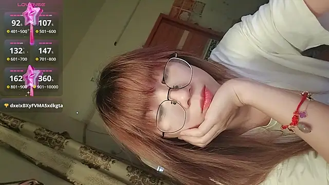 Lili_666 webcam