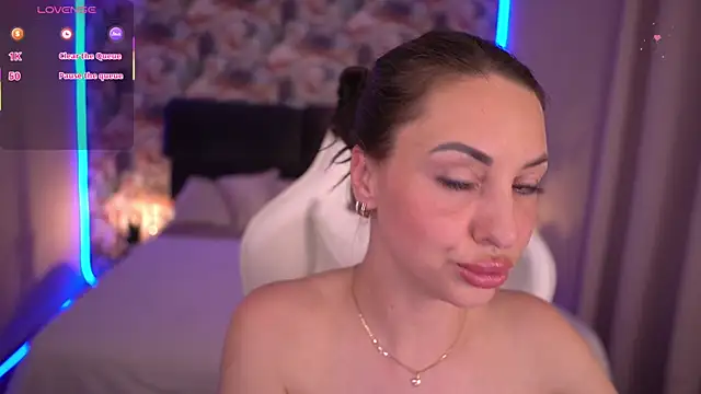 KristiiMax webcam