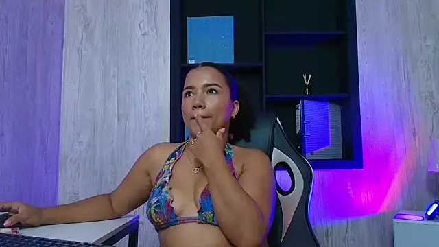 TamaraaHoney webcam
