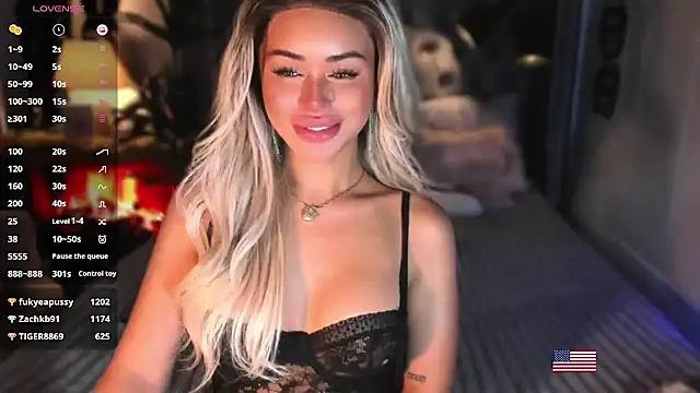 ZyraGoddes webcam