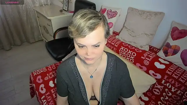 MildMature webcam