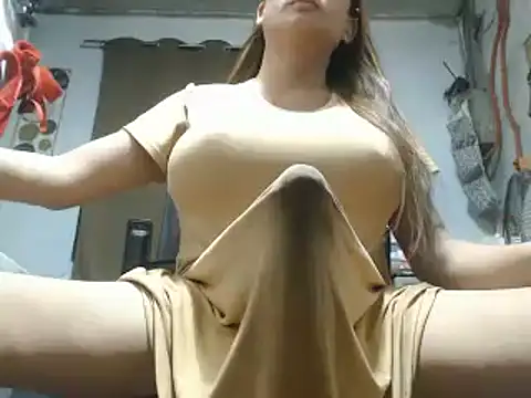 30cmMONSTERCOCKnBIGLOAD4u webcam