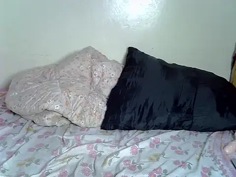 Bustysheer webcam