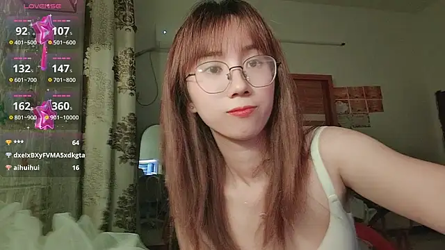 Lili_666 webcam