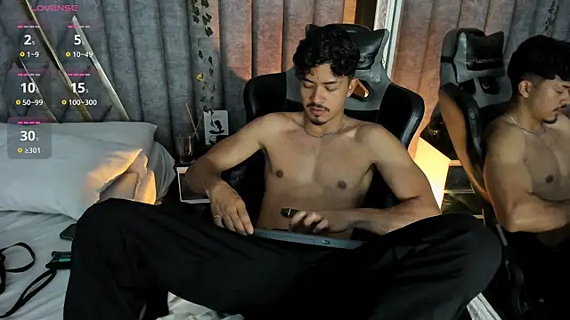Cralovabella - Male webcam sex chat