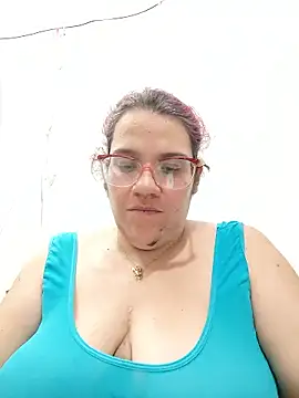 karlythoth@xh webcam