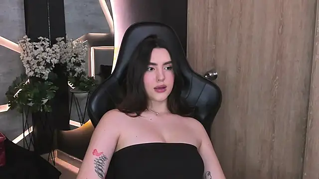 DakotaRussell_ webcam