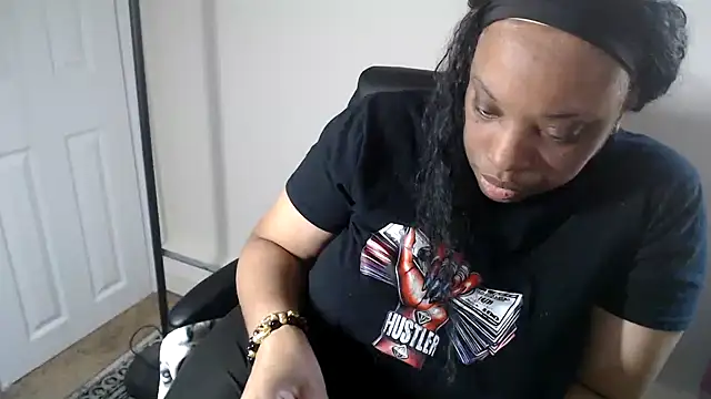 Sexymona1218 webcam