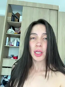 karinasantos_ webcam