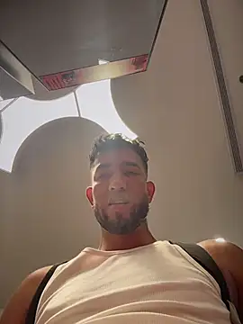 liam_bronw webcam