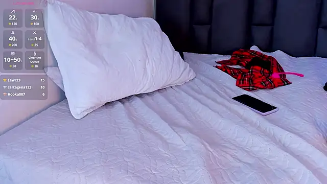 maddy__howard webcam