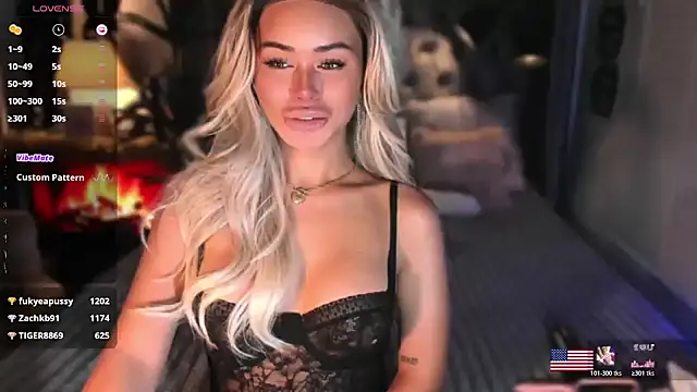 ZyraGoddes live sex cam