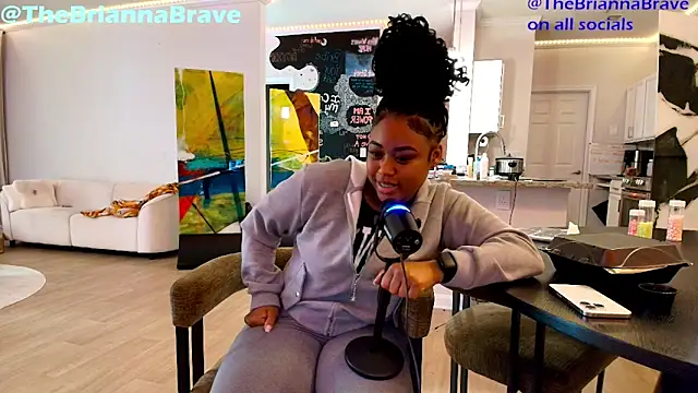 BriannaBrave webcam