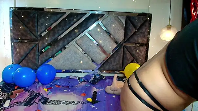 MysticMature webcam