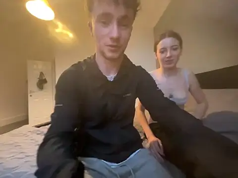 DanielleBabe webcam