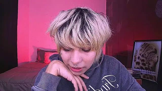 Aronn_44 webcam