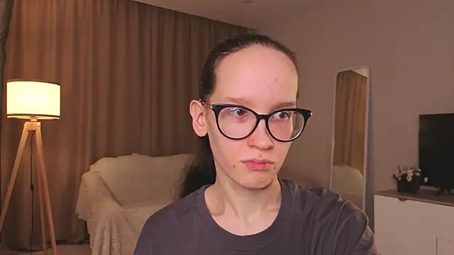 bettybrowni - BettyBrowni's free webcam - UK Sex Cams