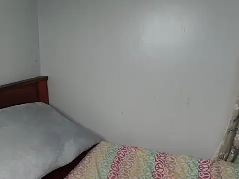 maxine_power webcam