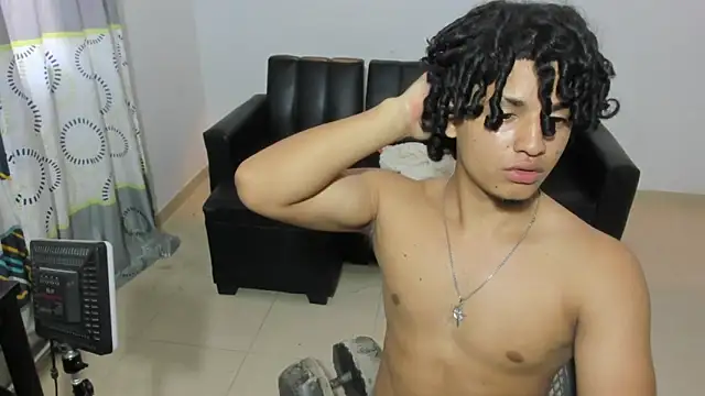 samxx_muscle webcam
