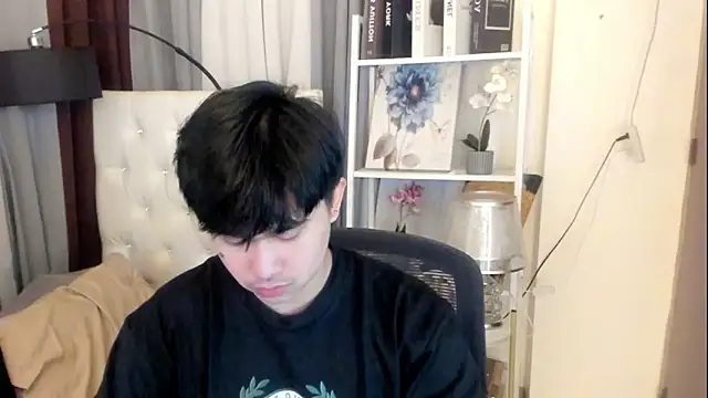 davincihugecock live sex cam