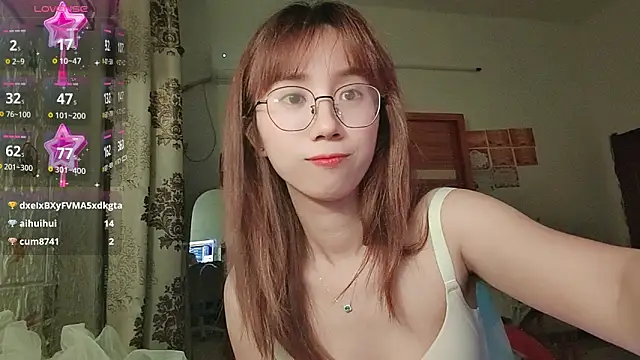 Lili_666 webcam