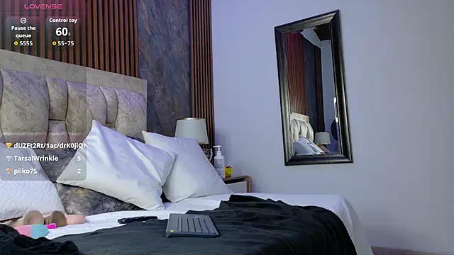 linda_cabal webcam