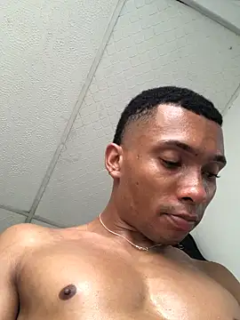 aaronblack1_ - Aaronblack1_'s free webcam - UK Sex Cams