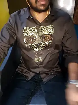 Karantamiltop live sex cam