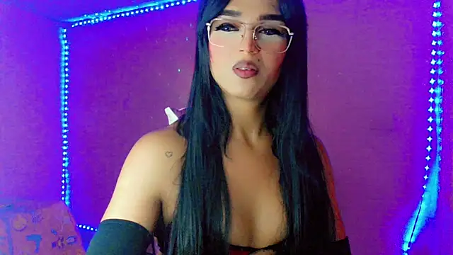 Ms-Zoehans live sex cam