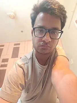 InnocentFlirtt webcam