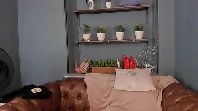 JessicaFoxie webcam