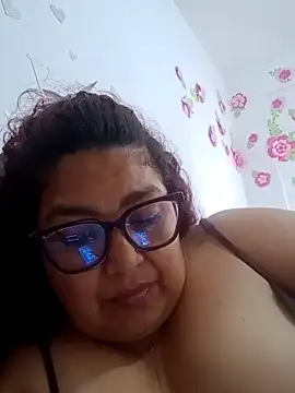 ladytropical1 webcam