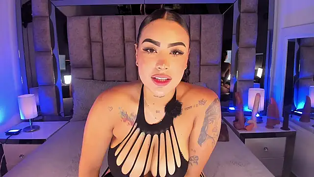 MaddyGray_ webcam