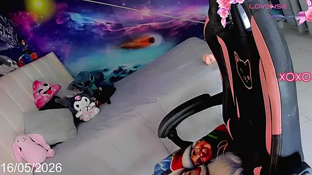 Nella_Dolls webcam