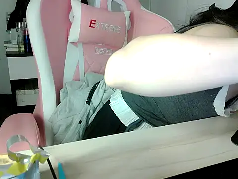 lucienguyen webcam