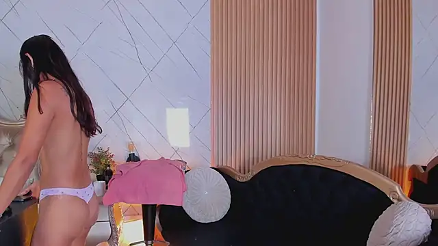 SaraDreamsss webcam