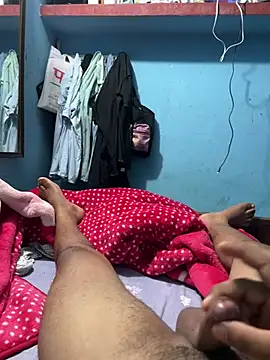 nepalikto06 (M young) - Reaching