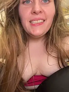 topvi_ - Topvi_'s free webcam - UK Sex Cams