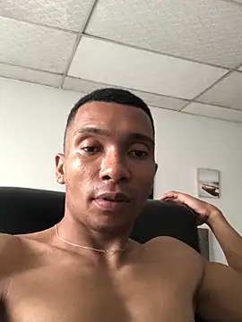 Aaronblack1_ webcam