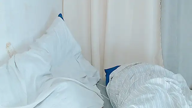 yachirruu - Yachirruu's free webcam - UK Sex Cams