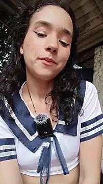 sweet_outdoor_charm webcam