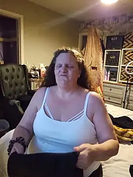 MissQueenBeex webcam