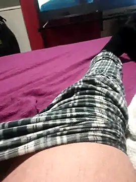 Ismael993A live sex cam