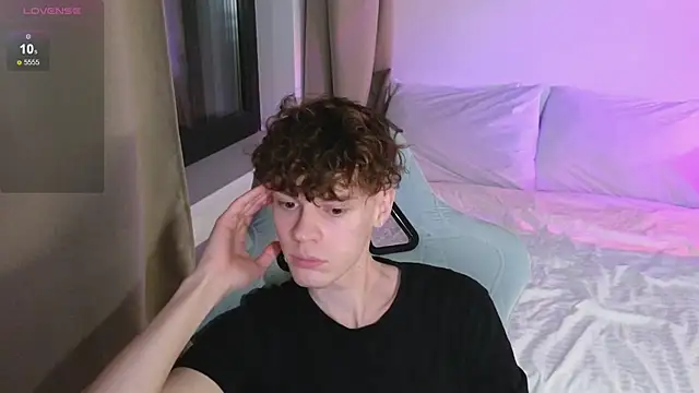 cute_thomas webcam