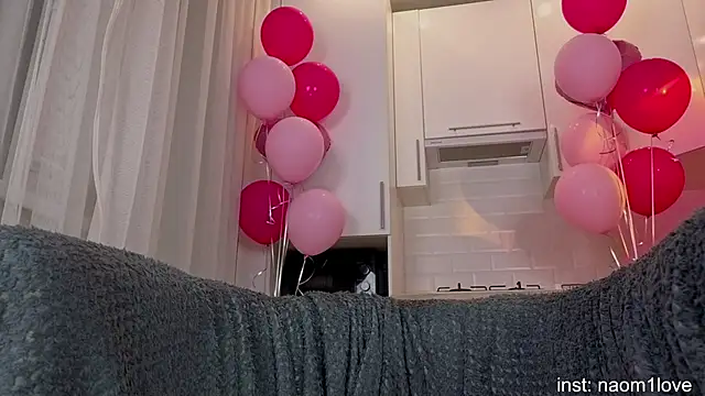 Naomi_Girly webcam