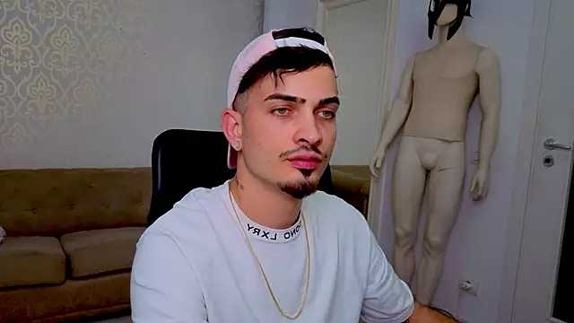 BrandonTate webcam